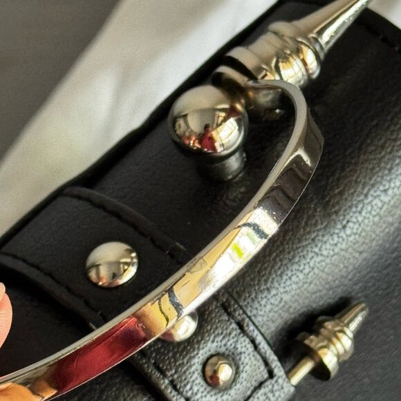 Okhtein The Mini Studded - Picture 13 of 16